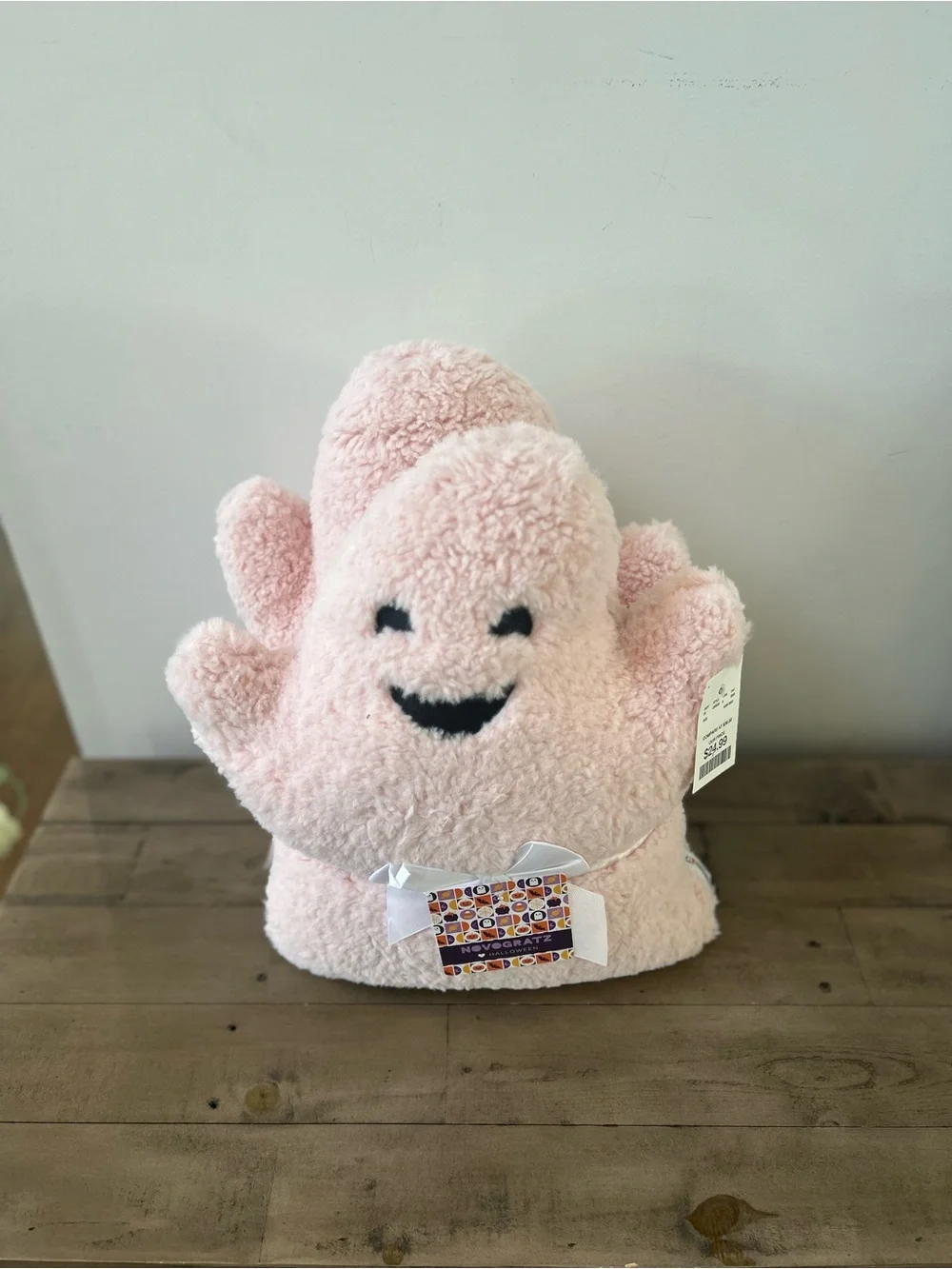 NWT Novogratz Pink Plush Ghost Decorative Pillows Set / Pastel Halloween